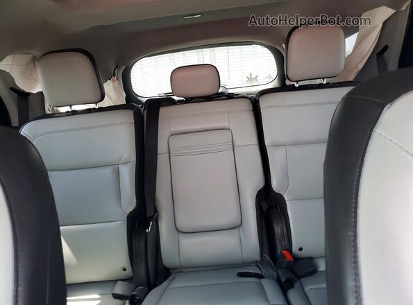 1FMSK7DH5MGC07892 2021 FORD EXPLORER Red Vista de los asientos traseros