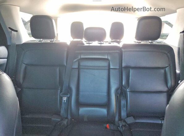 1FMSK7DH5NGA79168 2022 FORD EXPLORER Blue უკანა სავარძლების ხედი