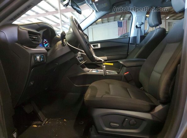 1FMSK7DH5NGC09059 2022 FORD EXPLORER Gray Widok wnętrza z przodu