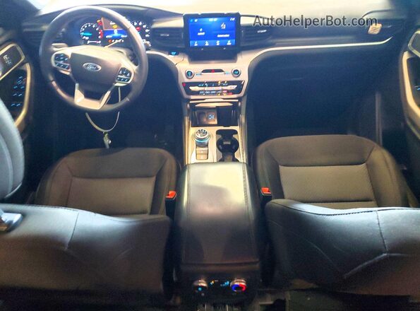 1FMSK7DH5NGC09059 2022 FORD EXPLORER Gray Widok deski rozdzielczej