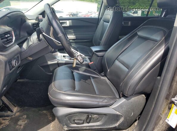 1FMSK7DH5RGA49027 2024 FORD EXPLORER Black Widok wnętrza z przodu