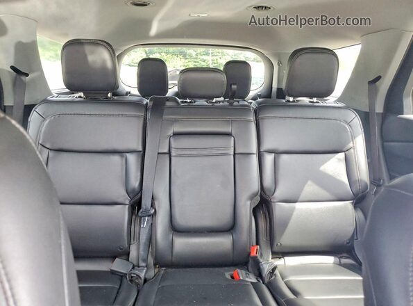 1FMSK7DH5RGA49027 2024 FORD EXPLORER Black Widok tylnych siedzeń
