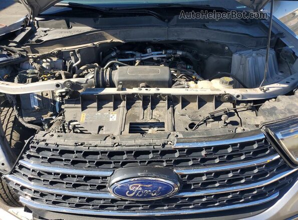 1FMSK7DH7PGB71935 2023 FORD EXPLORER Серебряный Вид задней части салона