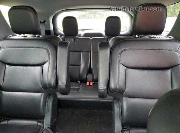 1FMSK7DH8LGC59628 2020 FORD EXPLORER Red Vista de los asientos traseros