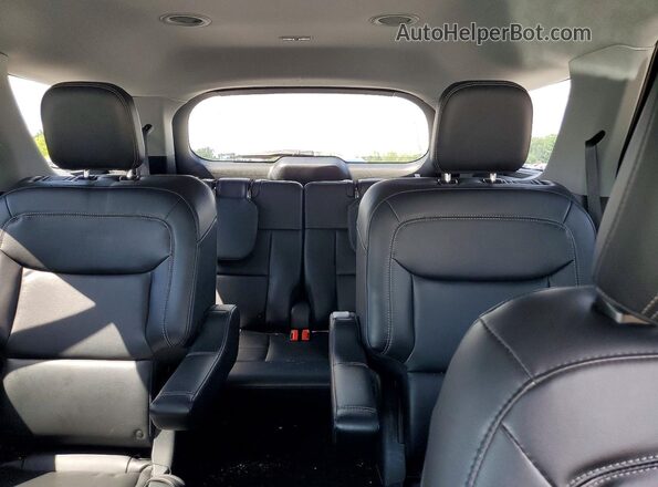 1FMSK7DH8NGC16068 2022 FORD EXPLORER Серый Вид задних сидений