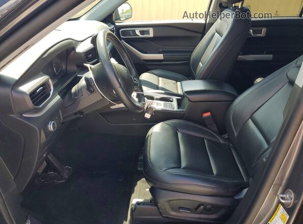 1FMSK7DH8NGC16068 2022 FORD EXPLORER Серый Вид салона спереди