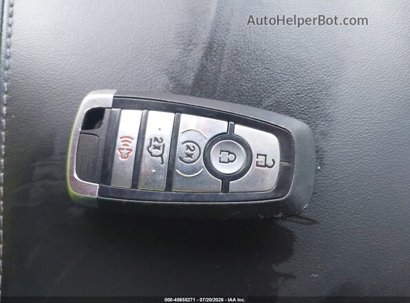 1FMSK7DH8PGB41424 2023 FORD EXPLORER Красный Вид панели приборов