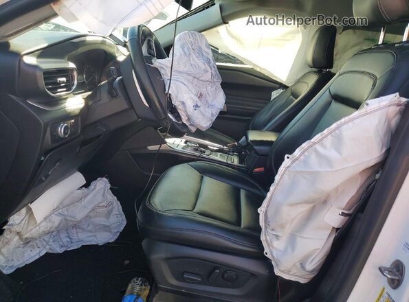 1FMSK7DH9NGC00591 2022 FORD EXPLORER Белый Вид салона спереди