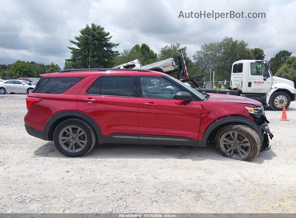 1FMSK7DHXMGA02195 2021 FORD EXPLORER Red Rear interior view