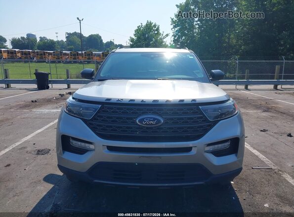 1FMSK7DHXNGC41070 2022 FORD EXPLORER Silver Vista del cuadro de instrumentos