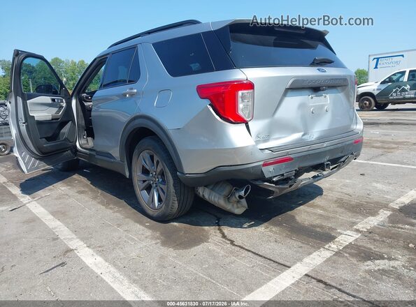 1FMSK7DHXNGC41070 2022 FORD EXPLORER Silver Vista frontal