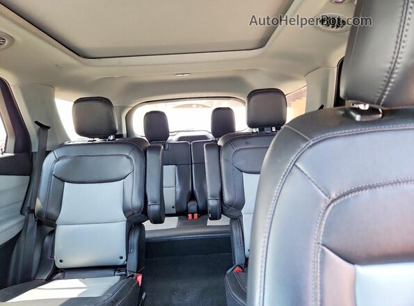 1FMSK7DHXRGA18632 2024 FORD EXPLORER Blue Հետևի նստատեղերի տեսք