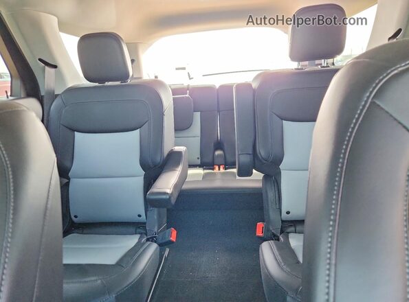 1FMSK7DHXRGA45314 2024 FORD EXPLORER Silver Rear seats view