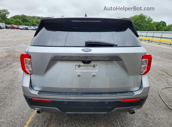 1FMSK7DHXRGA90348 2024 FORD EXPLORER Silver Вид ззаду