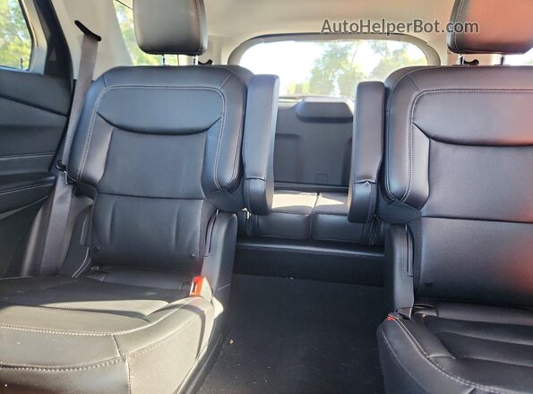1FMSK7FH7PGB21811 2023 FORD EXPLORER White Вид задніх сидінь