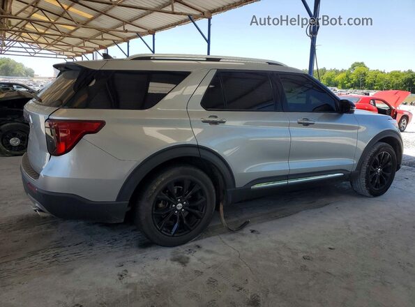 1FMSK7FH8MGA85025 2021 FORD EXPLORER Silver Trasero derecho