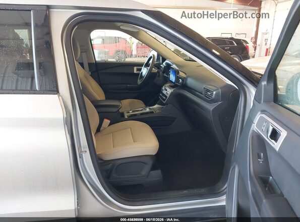 1FMSK8BB3NGA27784 2022 FORD EXPLORER Silver Սալոնի դիմացի տեսք