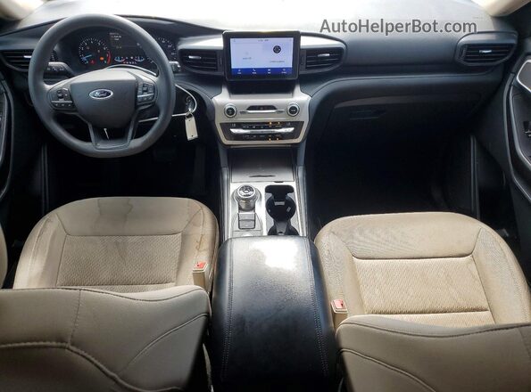 1FMSK8BH0MGA61488 2021 FORD EXPLORER Silver Widok deski rozdzielczej