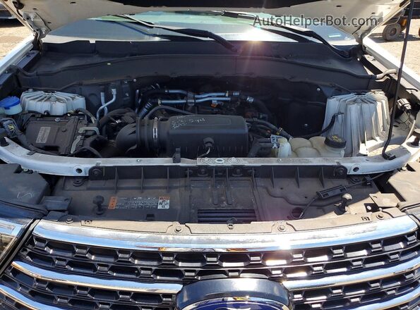 1FMSK8DH1MGA36662 2021 FORD EXPLORER White Engine compartment view