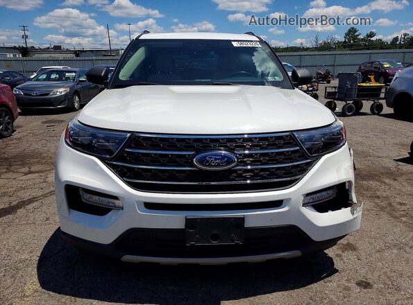 1FMSK8DH1MGA36662 2021 FORD EXPLORER White Front view