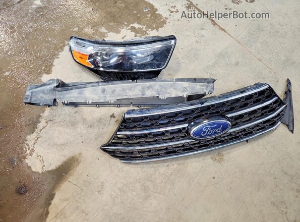 1FMSK8DH2LGB69347 2020 FORD EXPLORER Silver VIN sticker view