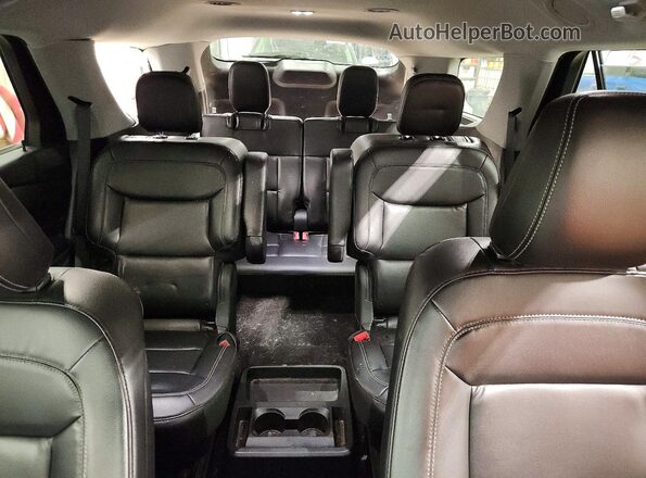 1FMSK8DH2LGC76558 2020 FORD EXPLORER Черный Вид задних сидений