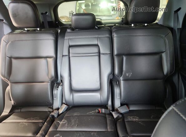 1FMSK8DH2MGB20196 2021 FORD EXPLORER Blue Vista de los asientos traseros