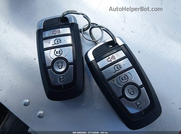 1FMSK8DH2MGC35574 2021 FORD EXPLORER Красный Вид панели приборов