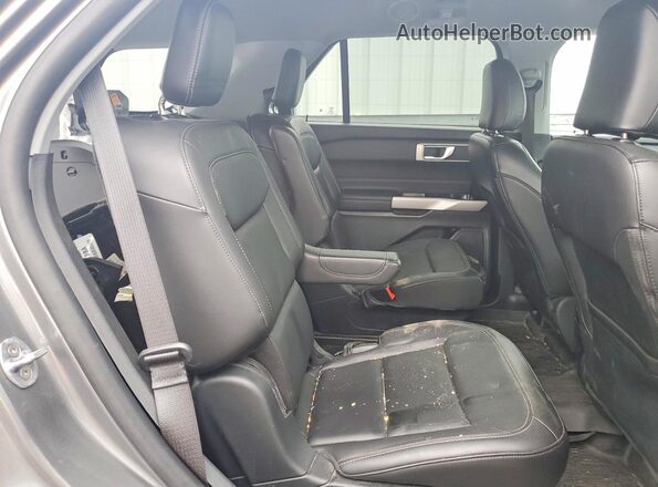 1FMSK8DH3RGA35293 2024 FORD EXPLORER Серый Вид задней части салона