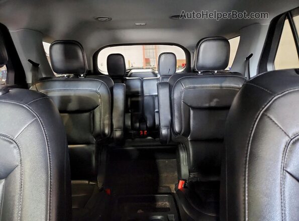 1FMSK8DH4MGA59448 2021 FORD EXPLORER Blue უკანა სავარძლების ხედი