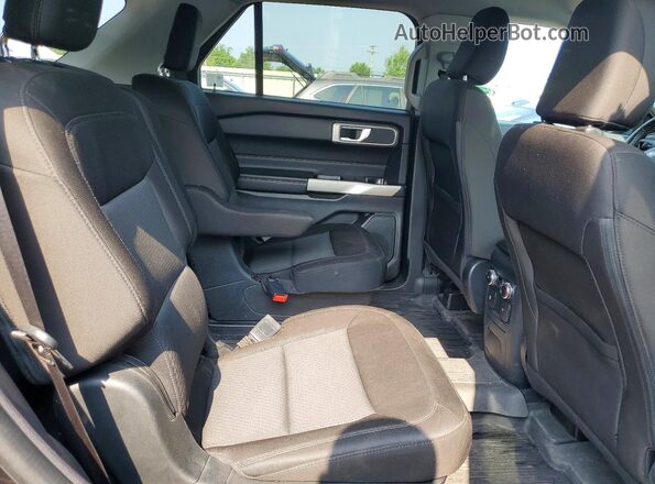 1FMSK8DH4NGA22174 2022 FORD EXPLORER Black Rear interior view