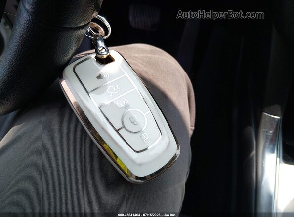 1FMSK8DH5MGA78980 2021 FORD EXPLORER White წინა პანელის ხედი