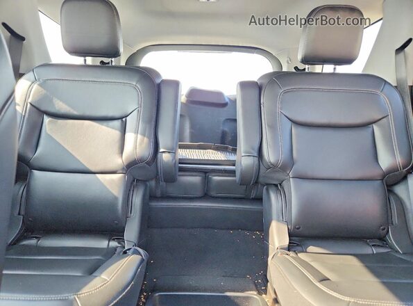 1FMSK8DH5MGC05596 2021 FORD EXPLORER Silver Հետևի նստատեղերի տեսք