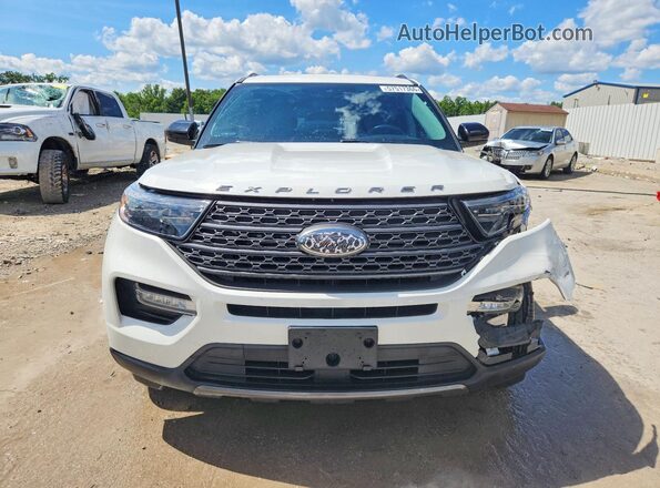 1FMSK8DH6NGA76995 2022 FORD EXPLORER White Vista frontal