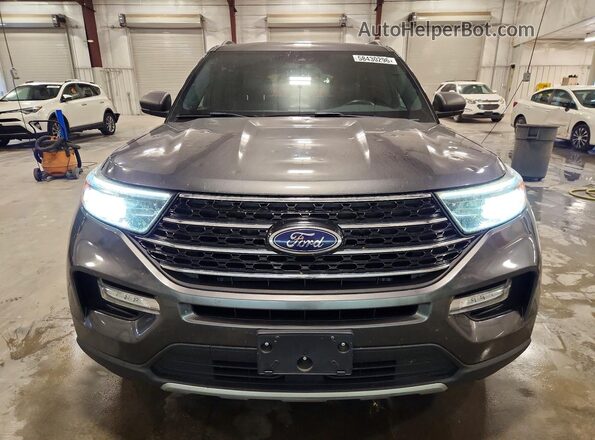 1FMSK8DH7LGA60916 2020 FORD EXPLORER Gray Widok z przodu