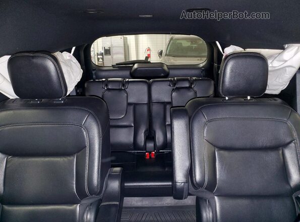 1FMSK8DH7LGA80552 2020 FORD EXPLORER Black Rear seats view