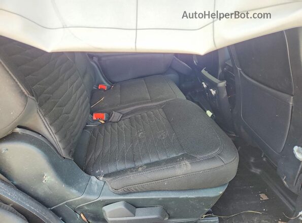 1FMSK8DH7LGA94886 2020 FORD EXPLORER Charcoal Widok wnętrza z tyłu