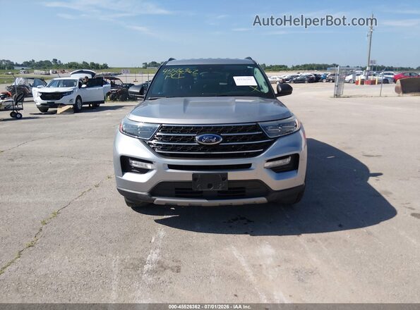 1FMSK8DH7MGA50226 2021 FORD EXPLORER Серебряный Вид задней части салона