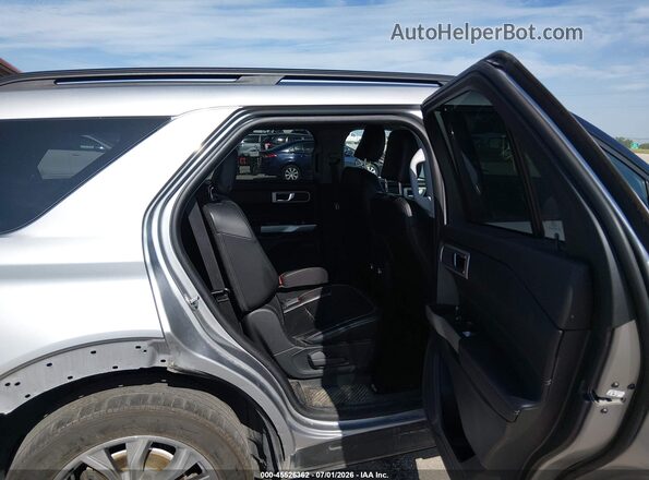1FMSK8DH7MGA50226 2021 FORD EXPLORER Серебряный Вид наклейки с VIN-кодом