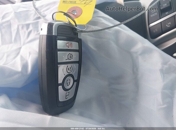 1FMSK8DH7NGA04414 2022 FORD EXPLORER White Widok deski rozdzielczej