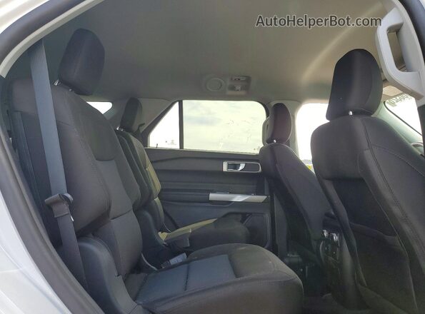1FMSK8DH7NGA26610 2022 FORD EXPLORER White Vista interior trasera