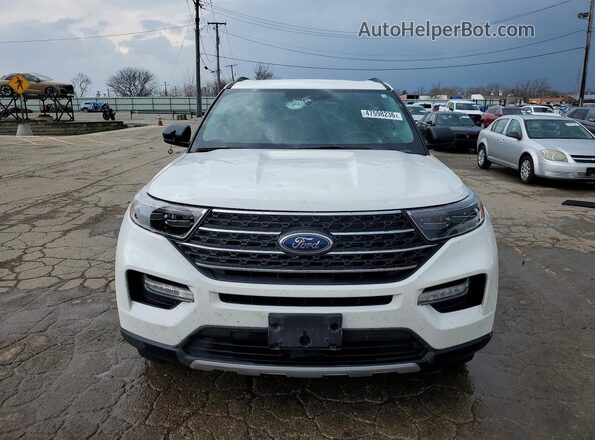1FMSK8DH7NGA67299 2022 FORD EXPLORER Белый Вид спереди