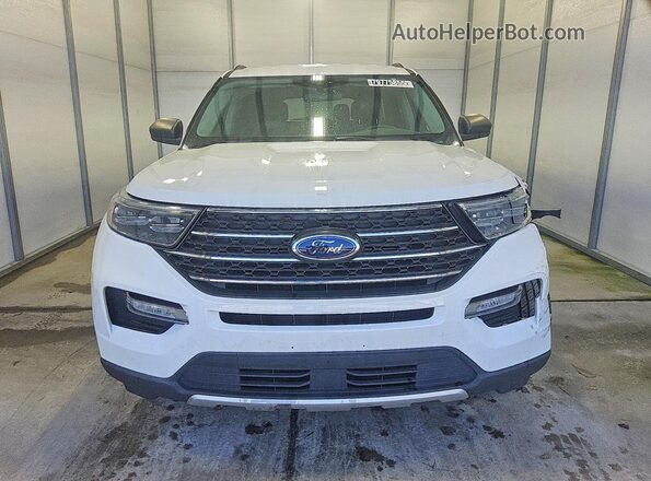 1FMSK8DH7NGC03513 2022 FORD EXPLORER White Vista frontal