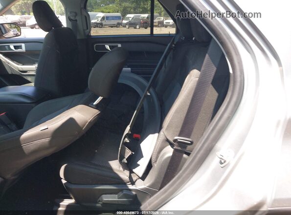 1FMSK8DH7NGC10414 2022 FORD EXPLORER Gray Widok naklejki z numerem VIN