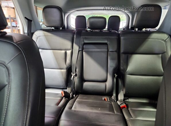 1FMSK8DH7PGA30675 2023 FORD EXPLORER White Vista de los asientos traseros