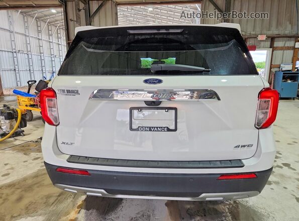 1FMSK8DH7PGA30675 2023 FORD EXPLORER White Vista trasera
