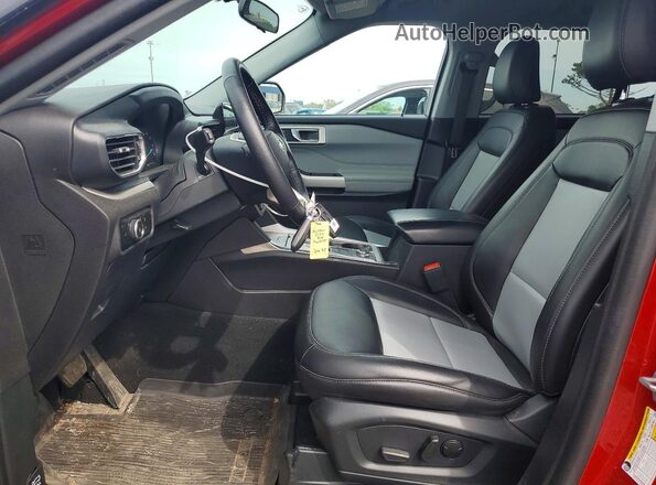 1FMSK8DH7RGA81824 2024 FORD EXPLORER Красный Вид салона спереди
