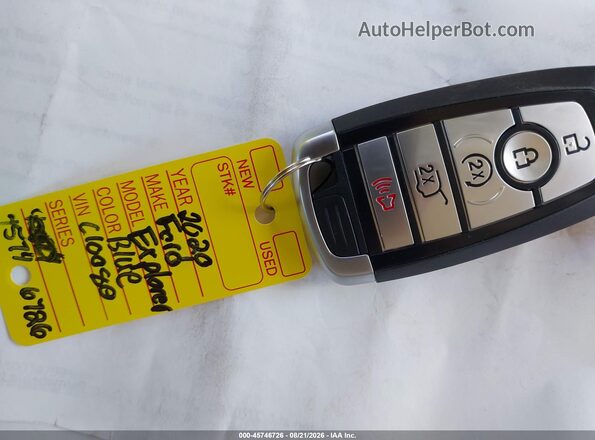 1FMSK8DH8LGC10080 2020 FORD EXPLORER Синий Вид панели приборов