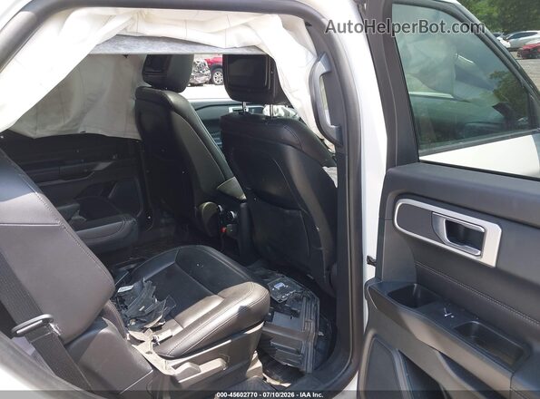 1FMSK8DH9LGC25557 2020 FORD EXPLORER White Widok naklejki z numerem VIN