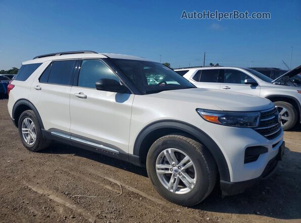 1FMSK8DH9NGC17803 2022 FORD EXPLORER White Delantero derecho